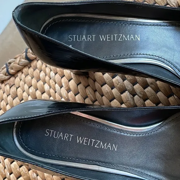 Stuart Weitzman gorgeous patent black slim block heels