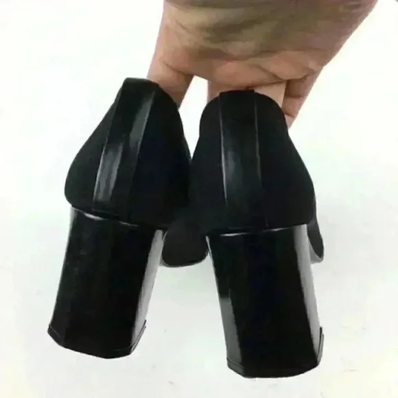 Stuart Weitzman Heels Size 7.5 AA Black Leather