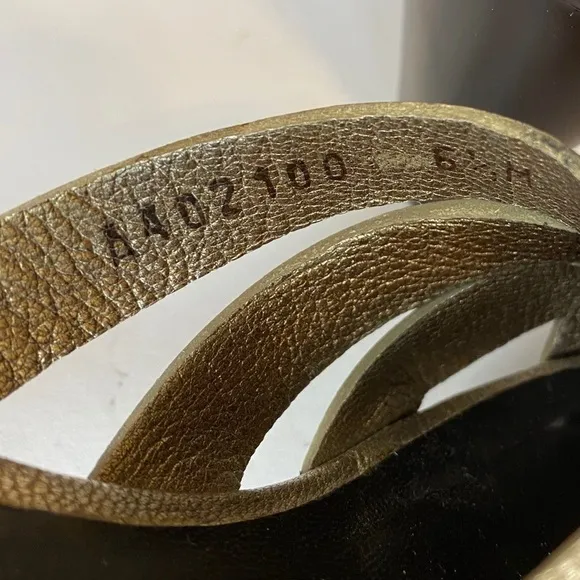 Stuart Weitzman metallic gold block heel 6.5