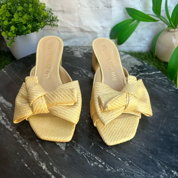 Stuart Weitzman MLoveknot 50 BlockSlideWomen size 8 gently worn Color:Wheat