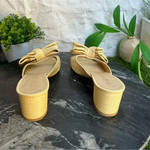 Stuart Weitzman MLoveknot 50 BlockSlideWomen size 8 gently worn Color:Wheat