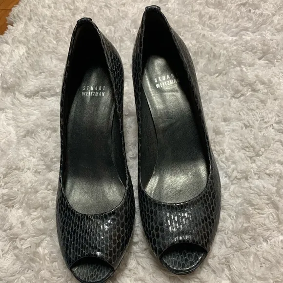 STUART WEITZMAN OPEN TOE HEELS