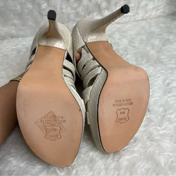 Stuart Weitzman snake heels size 9