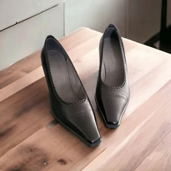 STUART WEITZMAN Vintage Black Braided Square Snip Toe Pumps 8 Classic Heels