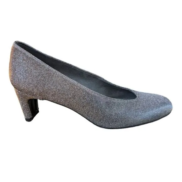 Stuart Weitzman Silver Glitter Accent Pumps Size 7