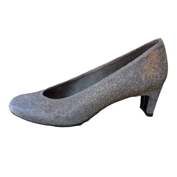 Stuart Weitzman Silver Glitter Accent Pumps Size 7