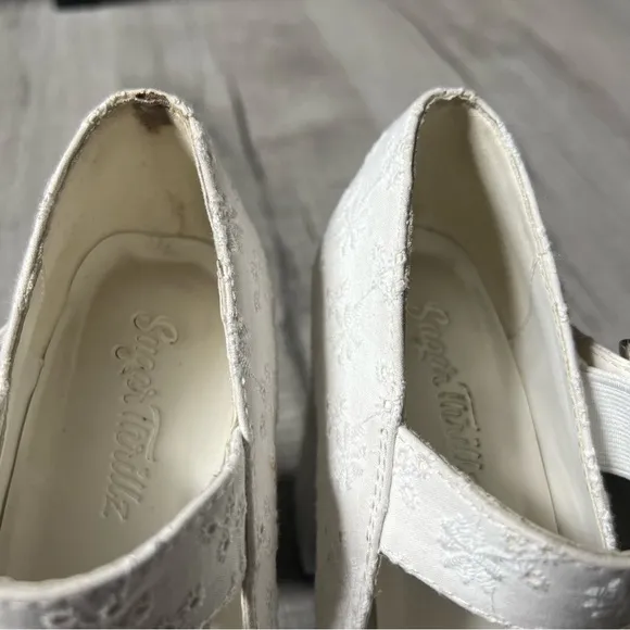 SUGAR THRILLZ I'LL BE UR JULIET EYELET MARY JANES White Size 6