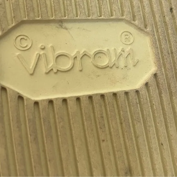 Suicoke REVOLVE Japanese Comfort Sandals KISEE-V Vibram Slides Platform 8