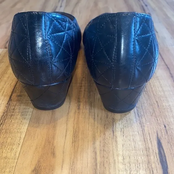 Susan Bennis Quilted Real Leather Pointy Toe Heels Slip On Block Heel Black