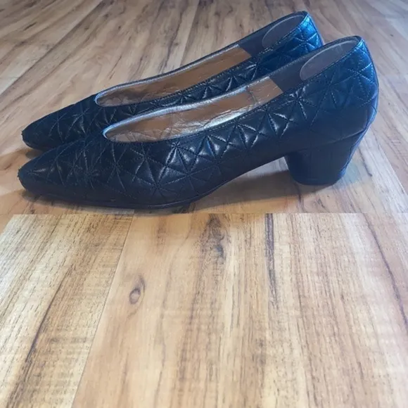 Susan Bennis Quilted Real Leather Pointy Toe Heels Slip On Block Heel Black