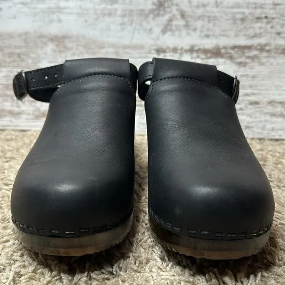 Sven Halter Top T-Strap Black Leather Wooden Clogs Dutch Tulip Time sz 39
