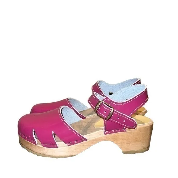 Sven Original‎ Swedish Patent hot Pink Girls Side Slit Sandals Clogs