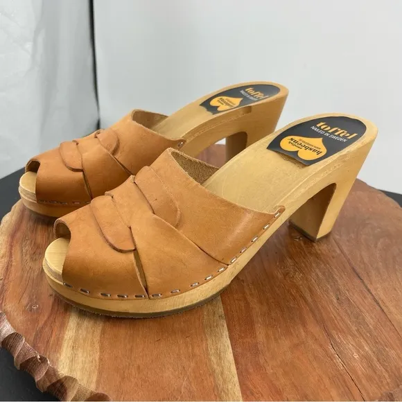 Swedish Hasbeens Peep-Toe Slip-On Sandals heels 39 US 9 tan leather Clogs mules