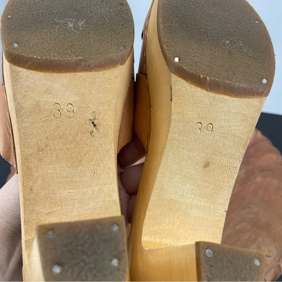 Swedish Hasbeens Peep-Toe Slip-On Sandals heels 39 US 9 tan leather Clogs mules