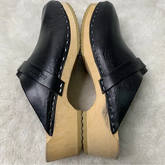 Swedish Hasbeens Women’s Black Leather Slip On Wooden Clogs Size 38