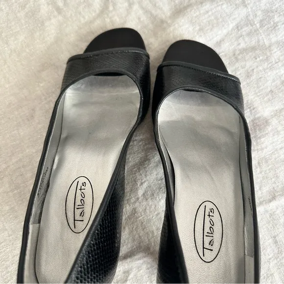 Talbots Black Leather Peep Toe Heels 7.5B