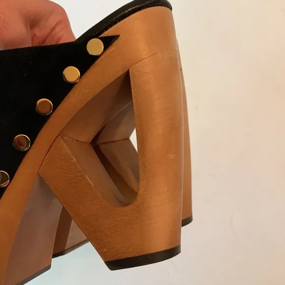 Tamara Mellon Grass roots clogs suede
