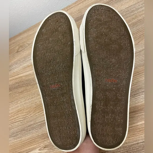 Taos Canvas Slip Ons EZ Soul Lake Blue Size 11