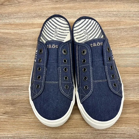 Taos Canvas Slip Ons EZ Soul Lake Blue Size 11