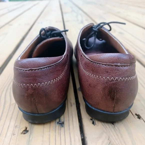 TAOS Footwear Women's  Brown  Leather  Oxfords   Sz 8 - 8.5/39