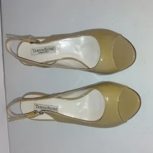 Taryn Rose beige tan sand color Patent Leather Open Toe Heels Size 37