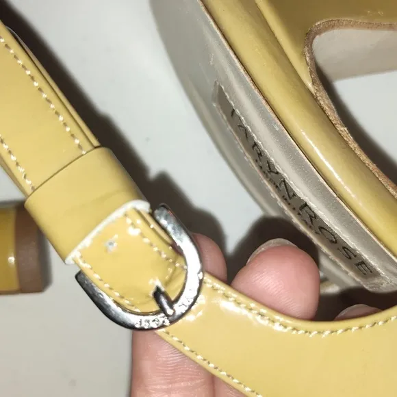 Taryn Rose beige tan sand color Patent Leather Open Toe Heels Size 37