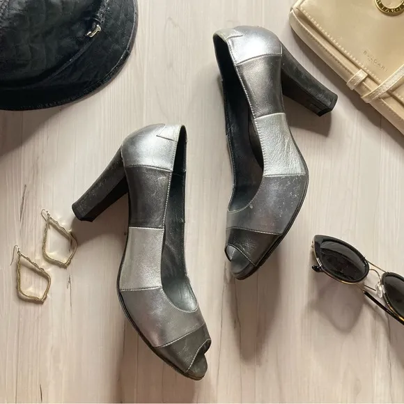 Taryn Rose Classic Grey Silver Women’s Open-Toe Heels