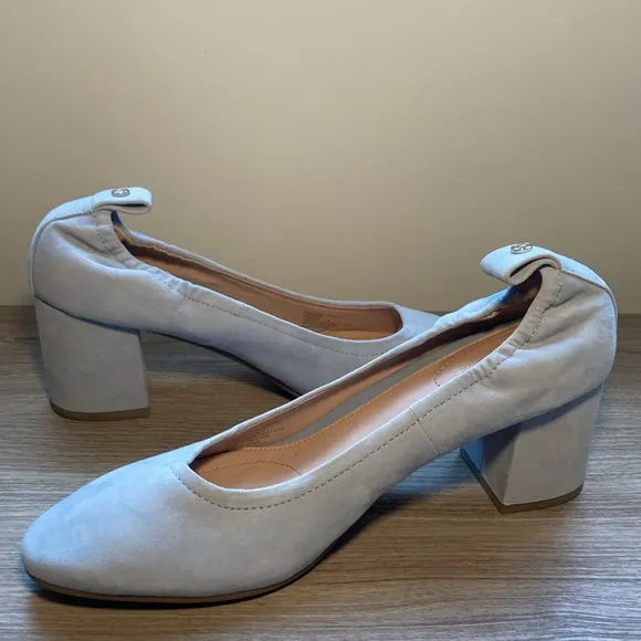 Taryn Rose savannah suede leather pump moostone blue 10