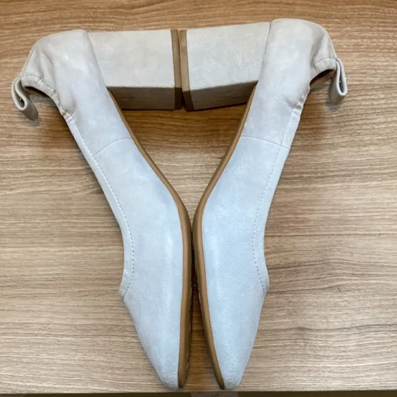 Taryn Rose savannah suede leather pump moostone blue 10