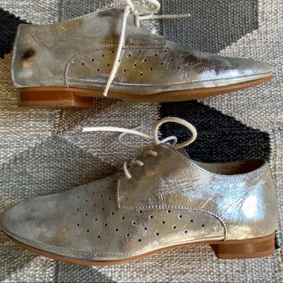 TEN POINTS Metallic Leather Oxfords