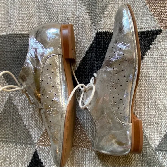 TEN POINTS Metallic Leather Oxfords