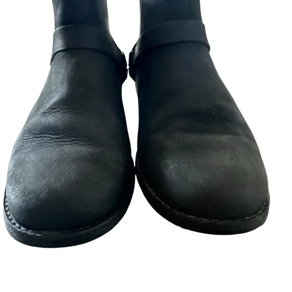 TEVA DE LA VINA BLACK SUEDE BOOTIES SIZE 6.5