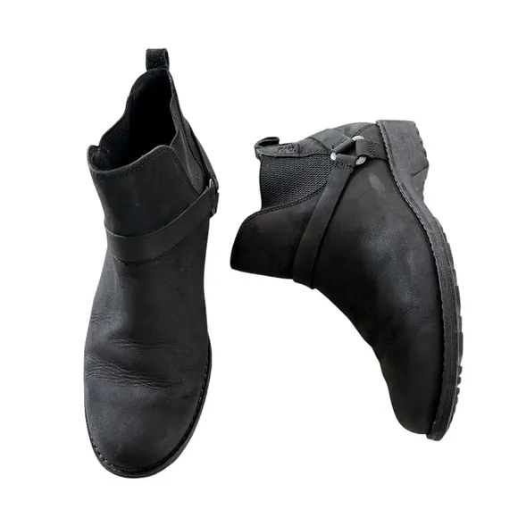 TEVA DE LA VINA BLACK SUEDE BOOTIES SIZE 6.5