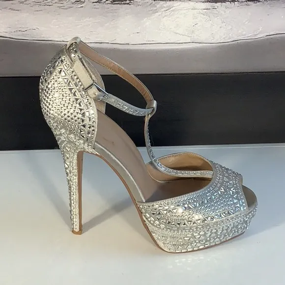 Thalia Sodi Flor Silver T Strap Platform Stiletto Jeweled Open Toe Heels Sz 9