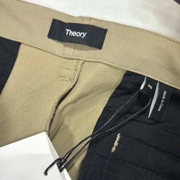 Theory Zaine Cargo Short in Bark Neoteric Twill streamlined cargo shorts new 36