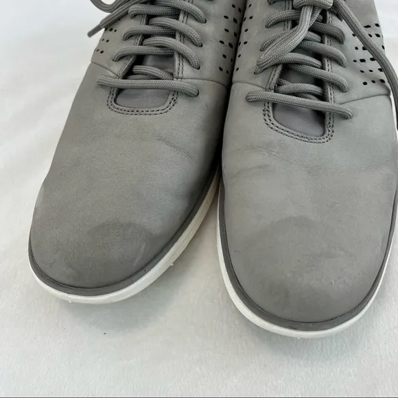 Timberland Bradstreet Perforated Oxfords  Size 9.5
