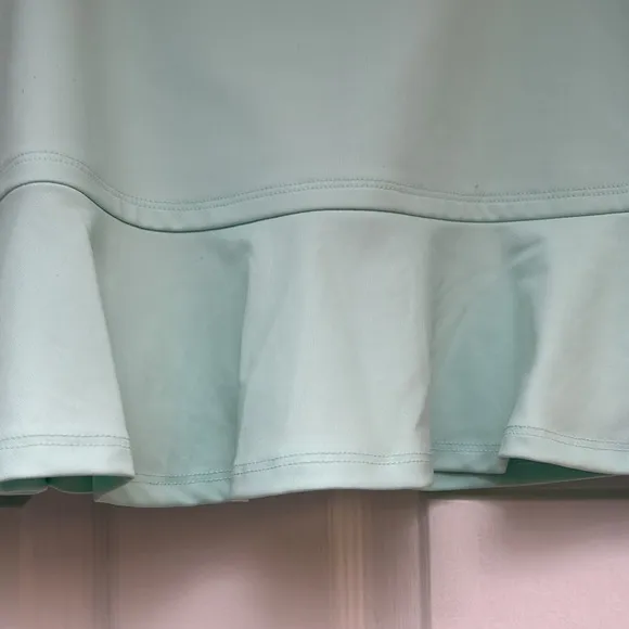 Tommy Bahama Golf Mint Green Skort-Size XL   NWT
