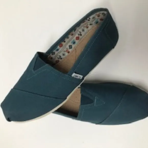 TOMS Alpargata Classics Slip-ons in Balsam Green Canvas