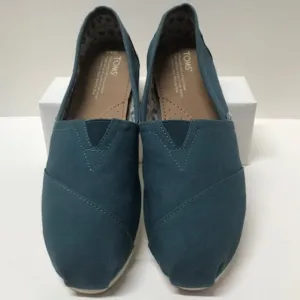TOMS Alpargata Classics Slip-ons in Balsam Green Canvas