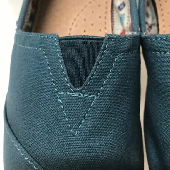 TOMS Alpargata Classics Slip-ons in Balsam Green Canvas