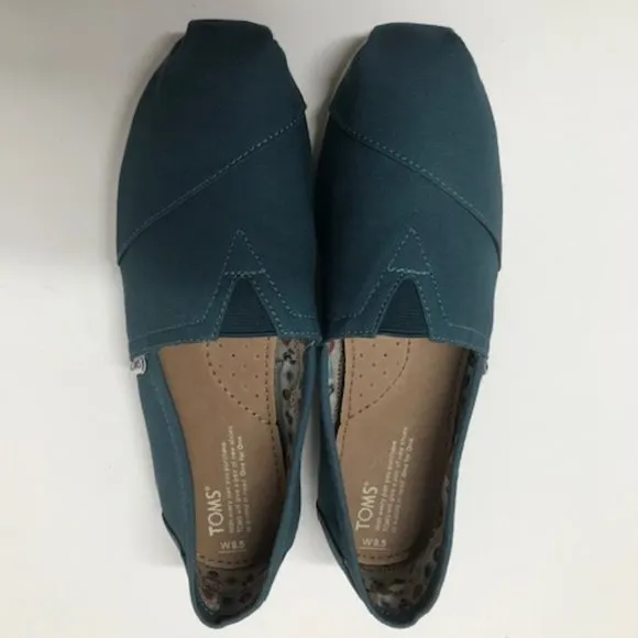TOMS Alpargata Classics Slip-ons in Balsam Green Canvas