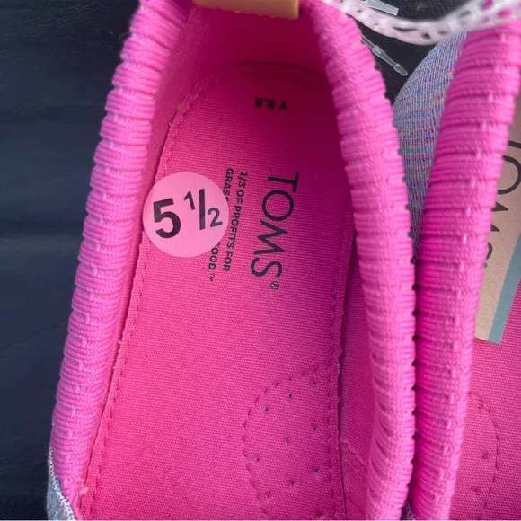 TOMS Areside Slip-On Shoe Pink Sneakers Cushioned Women’s Size 5.5