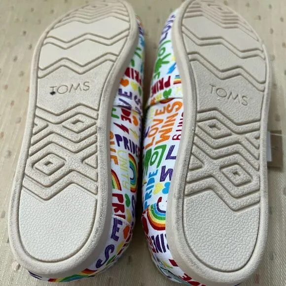 𝅺TOMS Belmont white multi unity print slip ons sneakers size 9M  pride r…