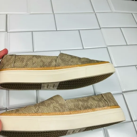 TOMS Parker Cupsole Slip-On Snakeskin print Sneaker Size 9