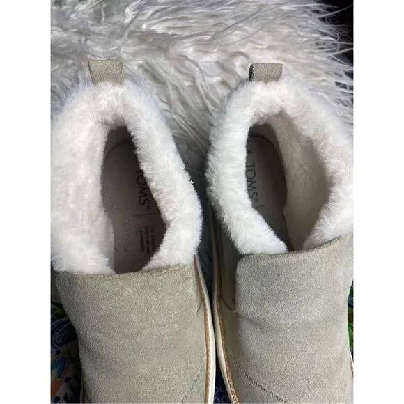 TOMS Paxton Water-Resistant Slip-Ons Size 8 GUC SB1