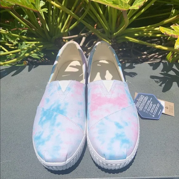 Toms Slip-on Shoes