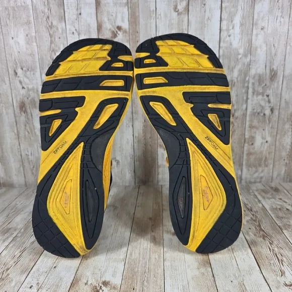 Topo‎ Athletic UltraFly 3 Running Shoes Lightweight Cushioned Yellow Black 10.5