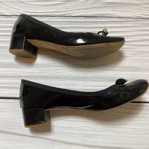 Tory Burch Black Chelsea Patent Leather Pumps Heel