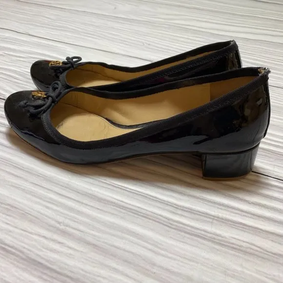 Tory Burch Black Chelsea Patent Leather Pumps Heel