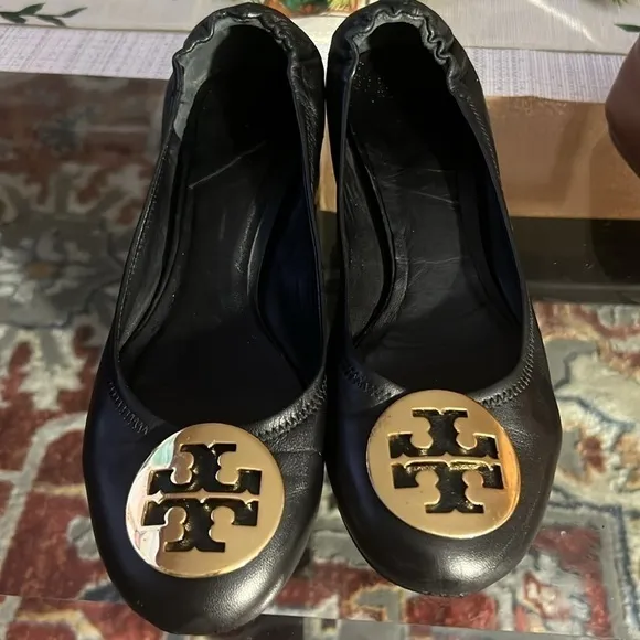 😎Tory Burch black heels WORN , the size is 36.5 EUR or 9.5 inches, maybe 7.5US.